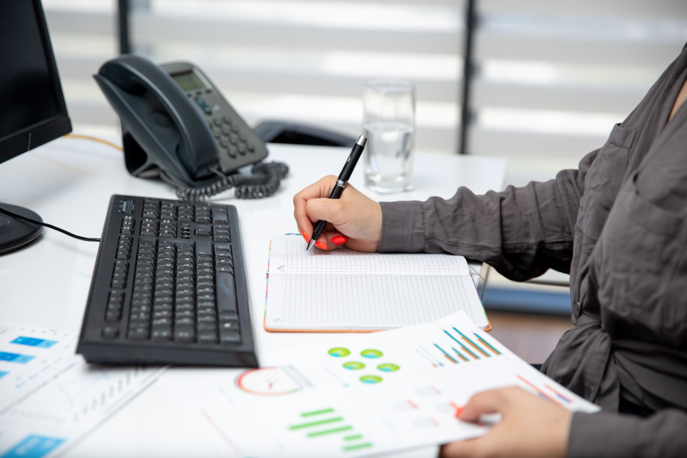 Top 5 Benefits of Professional Accounting Services in UAE | Zahads
